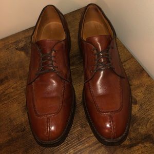 Allen Edmonds Dellwood Split Toe Oxford’s.